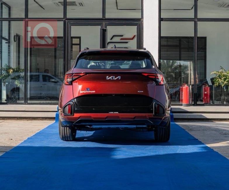 https://cdn.iqcars.io18e41a60-60b0-4589-97b3-d31a4baf8df4_3.jpg
